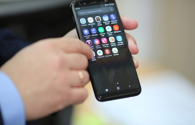 Украинцам рекомендуют удалить со смартфонов популярное приложение