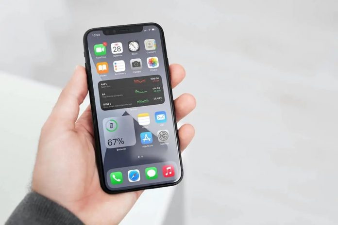 Apple снова обвинили в массовом замедлении работы разных iPhone