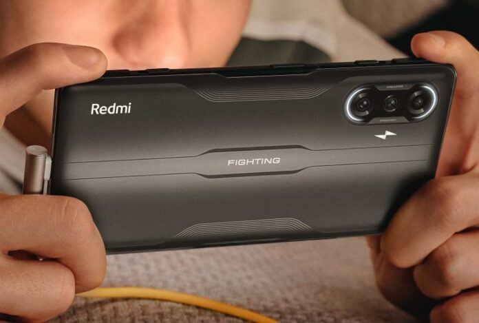 Xiaomi представила спецверсию смартфона Redmi для фанатов Call оf Duty